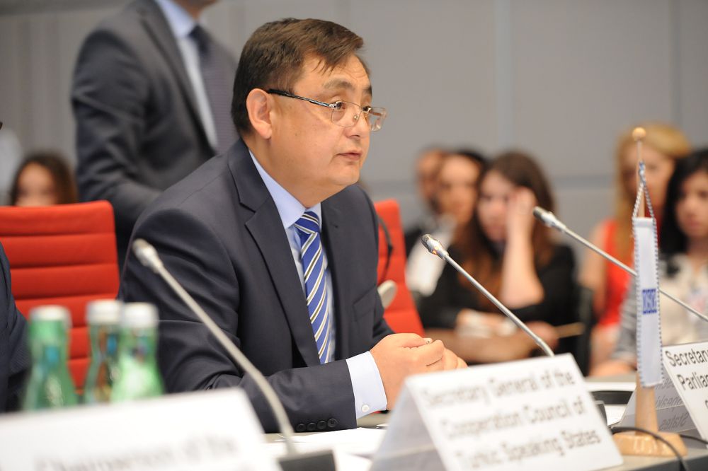 جاندوس اسانوۆ: تۇركى تىلدەرىن زەرتتەۋ – تۇركپا-نىڭ نازارىنداعى ماسەلە