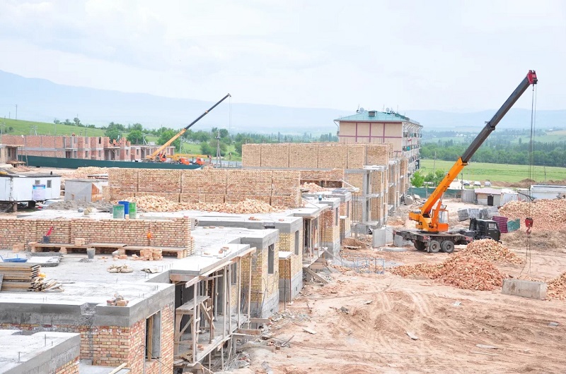 بيىل  لەنگەر قالاسىندا 480 پاتەر پايدالاۋعا بەرىلمەك