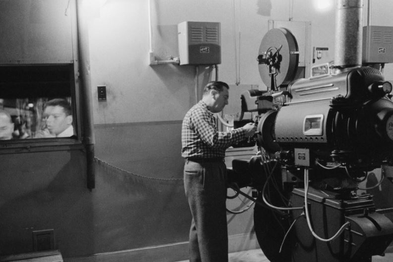 كينومەحانيك تۋرالى فيلم