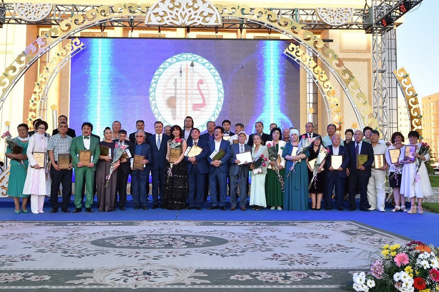 شىمكەنتتە «مادەني قىزمەت – مەرەيلى مىندەت» اتتى ءىس-شارا ءوتتى