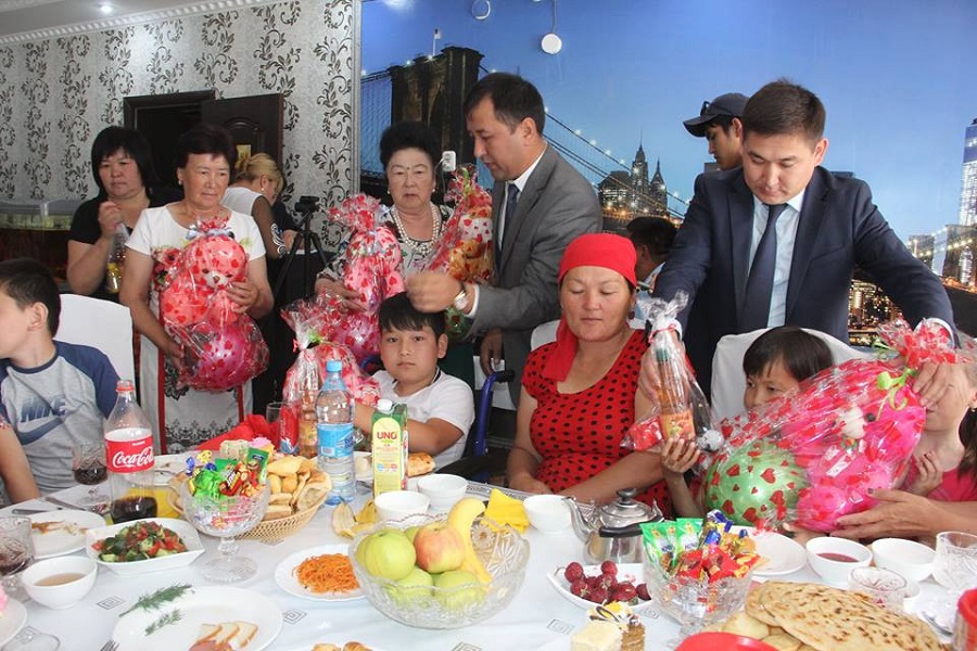 وقو-دا «بولاشاعىن ويلاعان ەل بوبەگىن ايالايدى» اتتى شارا ءوتتى