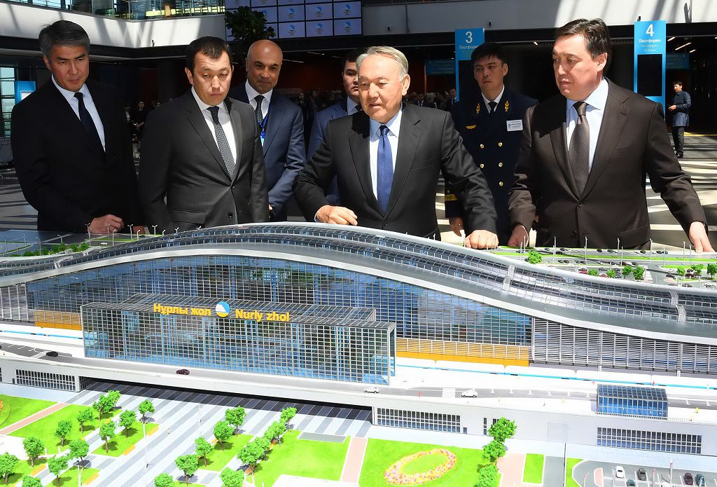 ەلباسى «نۇرلى جول» ۆوكزالىن اشتى