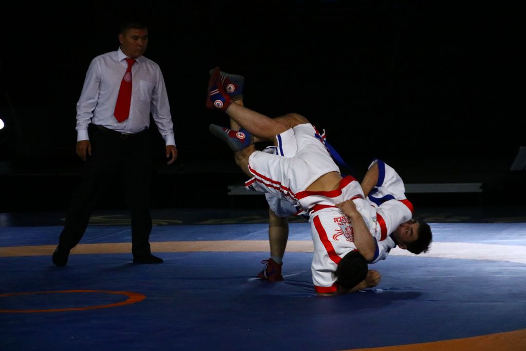 قازاق كۇرەسىنىڭ قادىرىن قاشىرمايىق