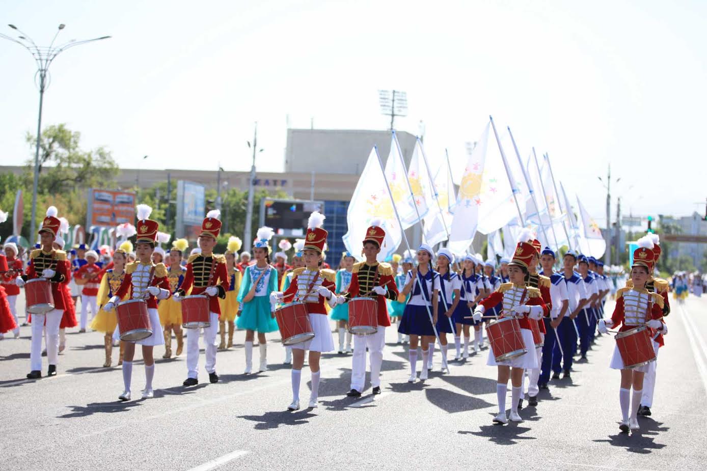 تارازدا حالىقارالىق بالالاردى قورعاۋ كۇنىنە ارنالعان شەرۋ ءوتتى