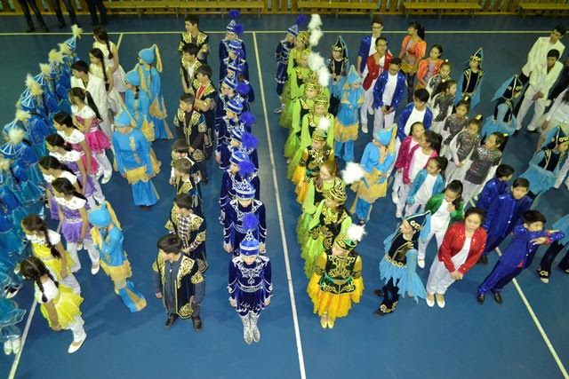 پاۆلوداردا بالالار جانە جاستار مۋزىكالىق وركەسترلەر شەرۋى ءوتتى