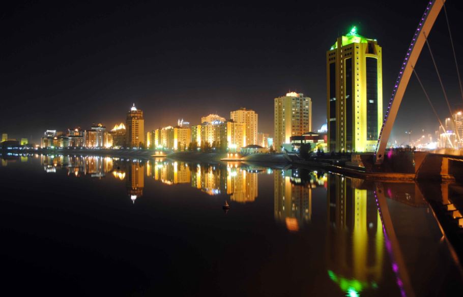 ەسىلدەگى تۇنگى سەرۋەن ماۋسىمنىڭ ورتاسىندا اشىلادى