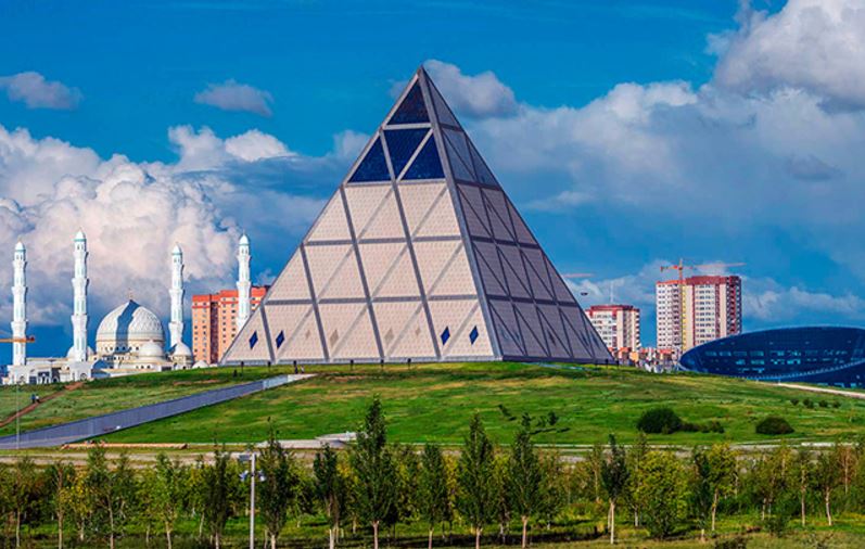 استانادا «كورىكتى قازاقستان – كوركەم قىتاي» فوتوكورمەسى اشىلدى