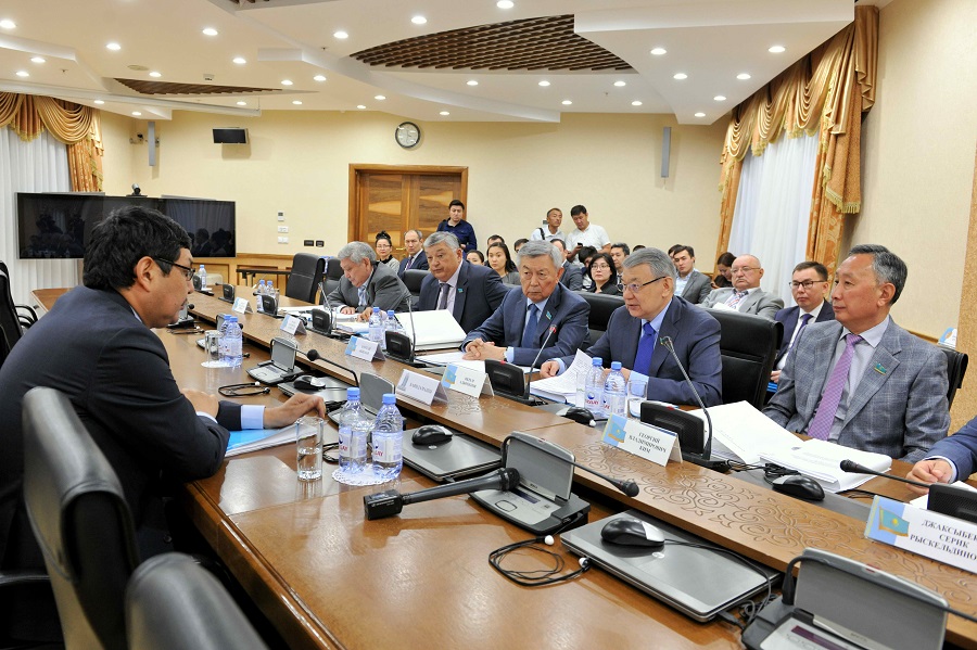 ديپلوماتيا تۋرالى زاڭعا وزگەرىستەر ەنگىزىلۋى مۇمكىن