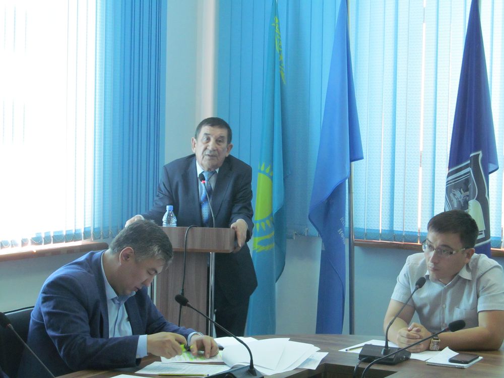 «مادەني مۇرا جانە قازىرگى رۋحاني جاڭعىرۋ» اتتى شىعارماشىلىق كەزدەسۋ ءوتتى 