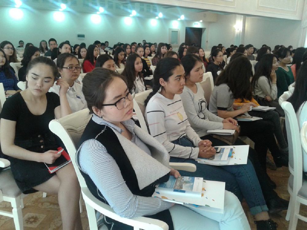 ەل قۋانىشىنا بالالار دا ورتاق