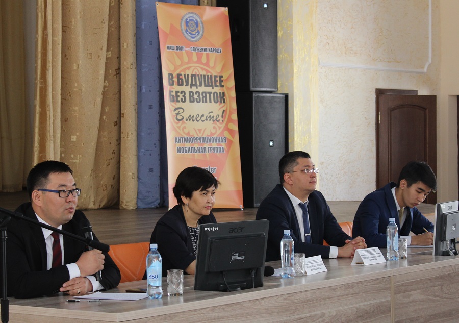 الماتىدا كوللەدج ديرەكتورلارى سىبايلاس جەمقورلىققا قارسى حارتياعا قول قويدى