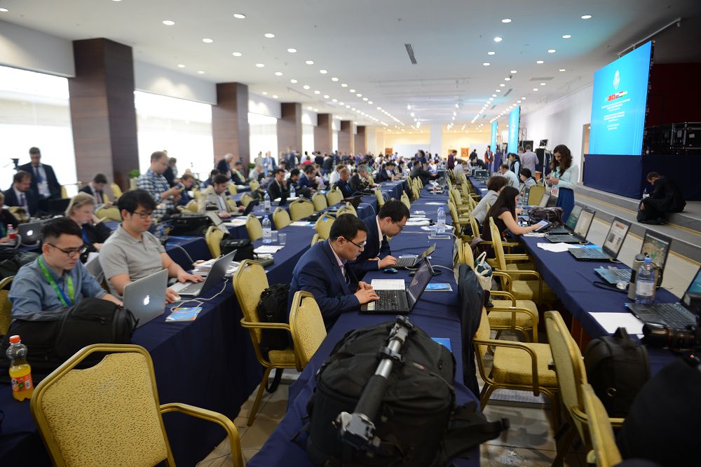 الەم نازارىندا «شانحاي سەگىزدىگى»