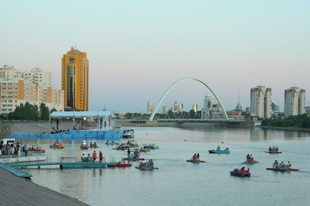 ەسكىنى جاڭامەن, ءداستۇردى يننوۆاتسيامەن 