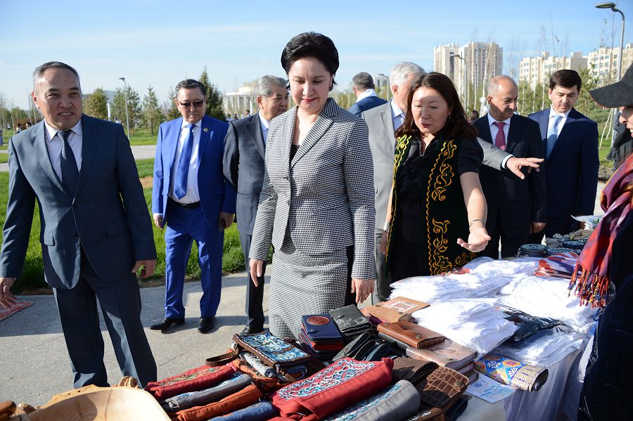 بەيبىتشىلىك پەن كەلىسىم –  يگىلىكتى ەنەرگيا