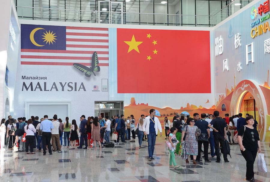 كورمە قالاشىعىندا − كوزايىم جوبالار