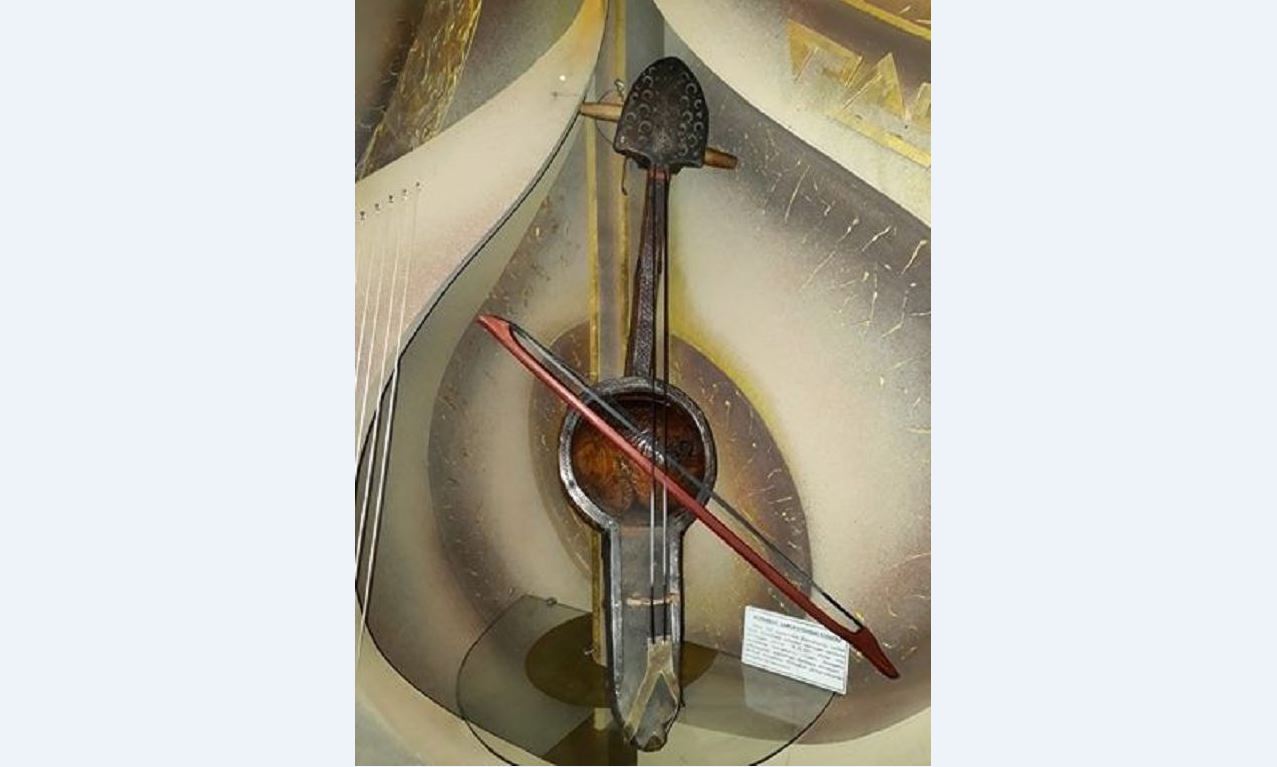 مولىقبايدىڭ قوبىزى