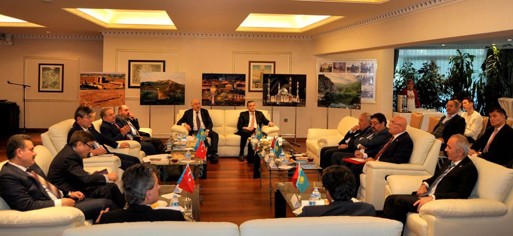 تۇركيالىق باۋىرلار قولداۋى