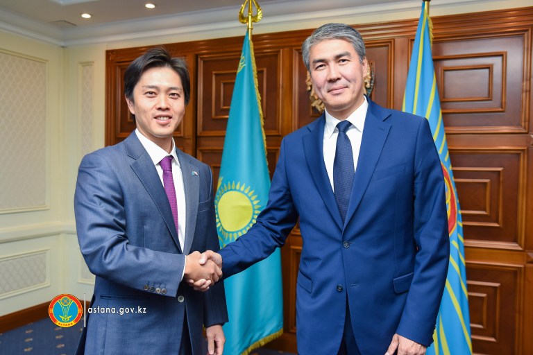 ەلوردا اكىمى جاپون ەلىنىڭ دەلەگاتسياسىمەن كەزدەستى