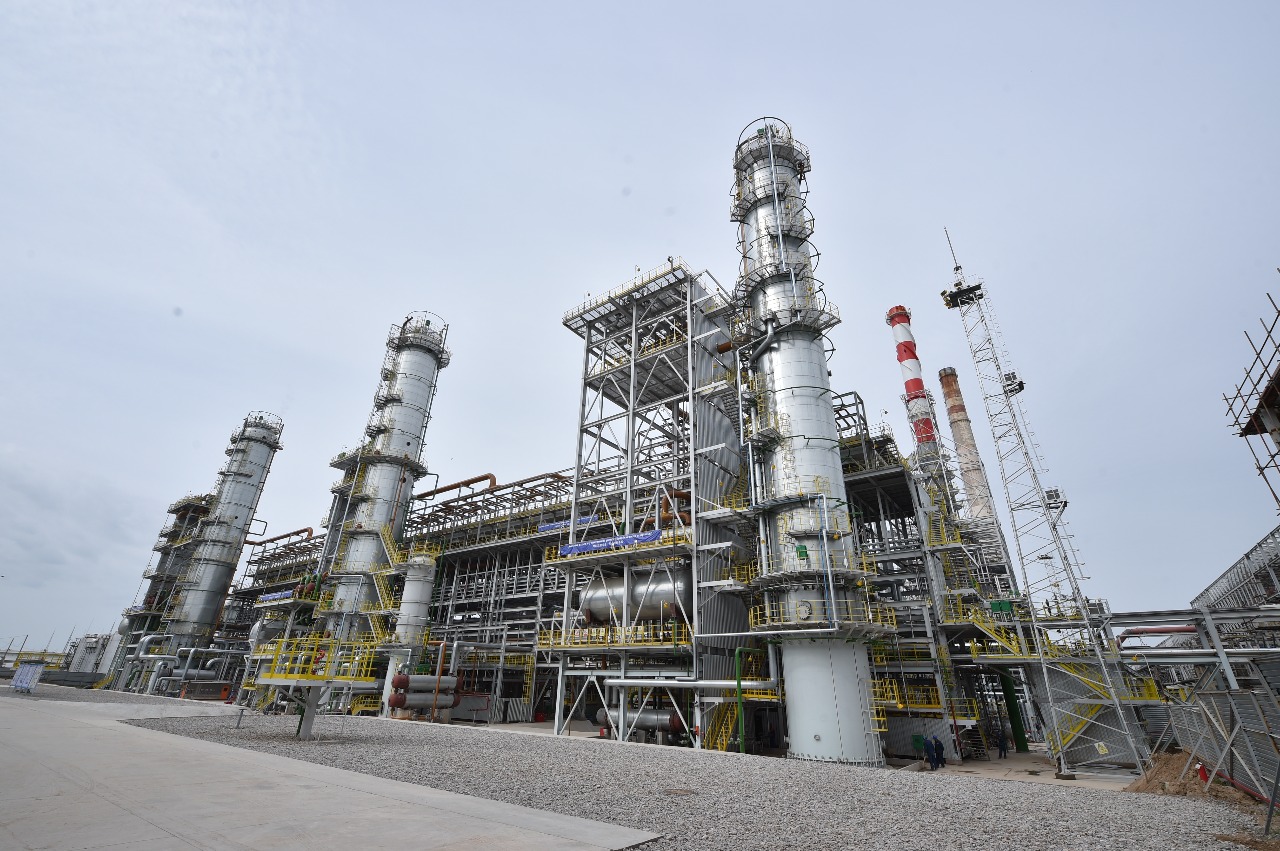 شىمكەنتتەگى مۇناي وڭدەۋ زاۋىتى جوعارى وكتاندى بەنزين وندىرمەك