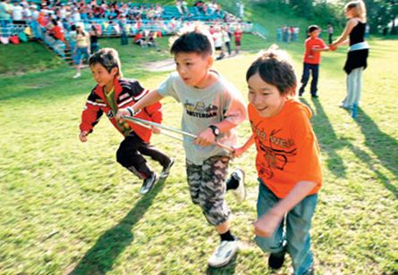 اتىراۋدا بالالاردىڭ جازعى دەمالىسىن ۇيىمداستىرۋعا 317 ملن تەڭگە قاراستىرىلعان 