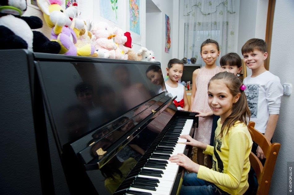 Microsoft 200 مىڭ دوللارلىق باعدارلامانى «SOS – قازاقستاننىڭ بالالار اۋىلىنا» سىيعا تارتتى