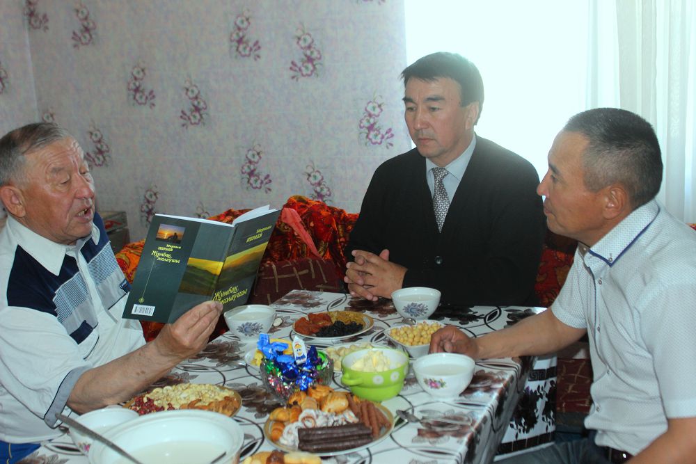 قاراۋىلداعى  قىمىزقۇمارلار قوعامى