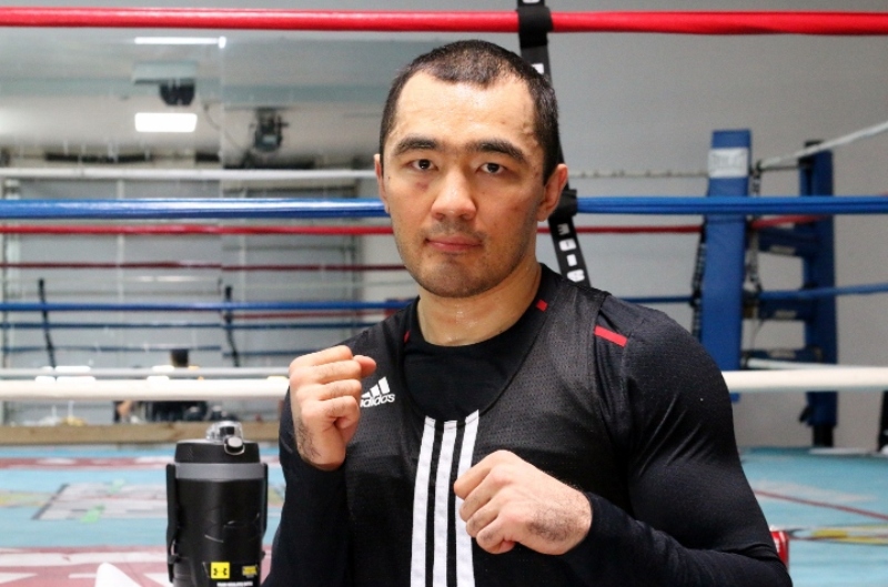 بەيبىت شۇمەنوۆ WBA بەلبەۋىنەن ايىرىلدى