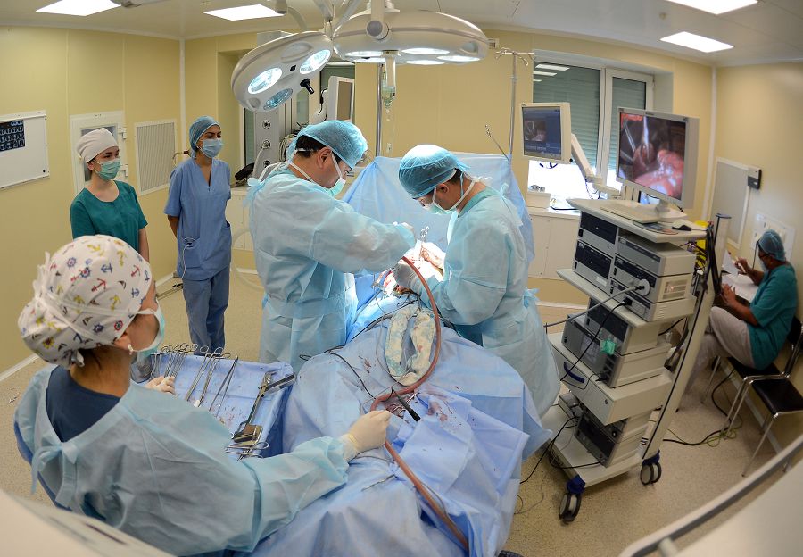 مەديتسينالىق ساقتاندىرۋ: الەمدىك تاجىريبە مەن دەربەس تاڭداۋ