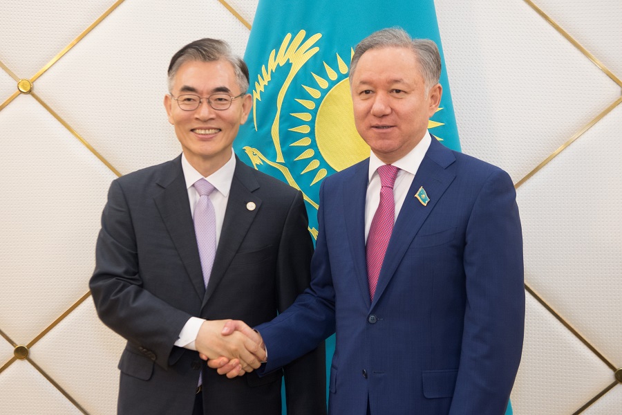 ن.نىعماتۋلين مەن كورەيا ەلشىسى ەكسپو-2017 وزەكتىلىگىن اتاپ ءوتتى