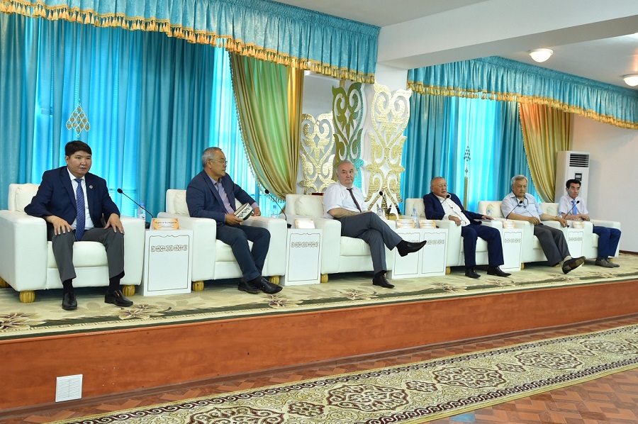 وڭتۇستىكتە قوعامدىق سانانى جاڭعىرتۋعا ارنالعان كەزدەسۋ ءوتتى