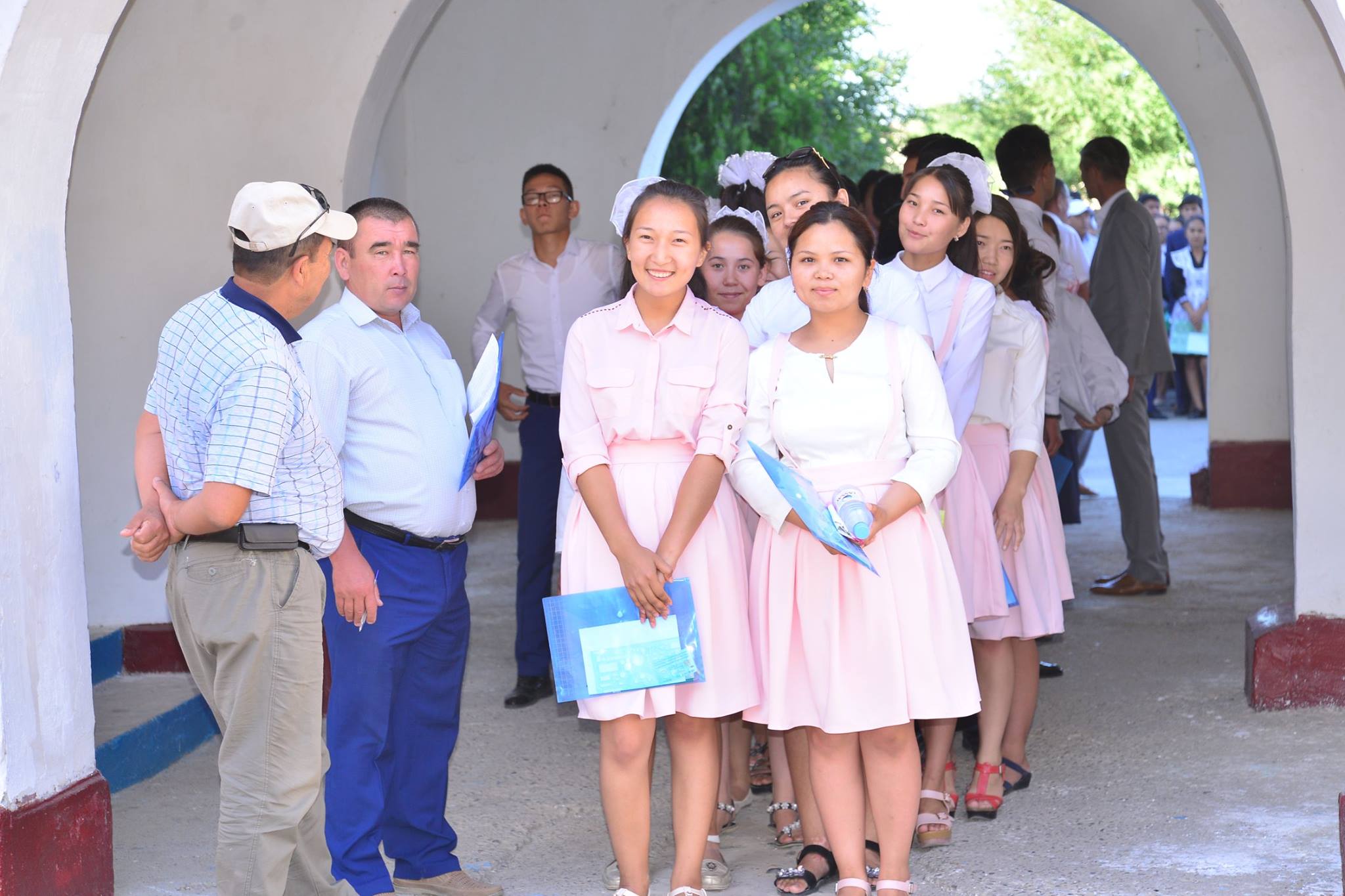 ۇبت: وقو-دا بەس جۇزدەن استام بالا 100 بالدان جوعارى جينادى