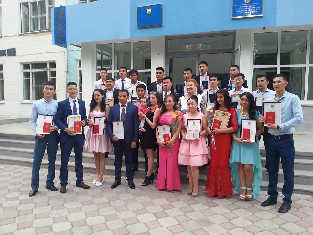 ريددەردە «سەرپىن» جوباسىنىڭ 22 بىتىرۋشىسىنە ديپلوم تاپسىرىلدى