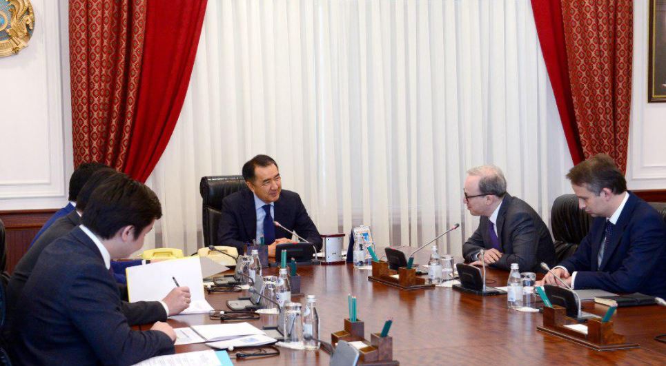 ىنتىماقتاستىق ماسەلەلەرى تالقىلانعان كەزدەسۋلەر