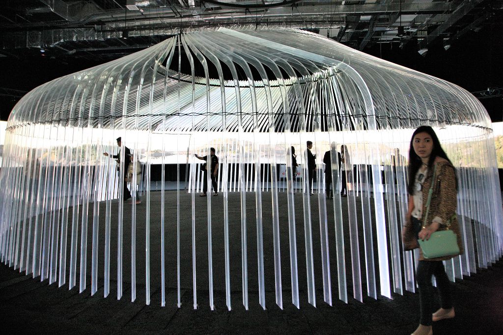 بولاتتان 200 ەسە بەرىك گرافەن كوپتەگەن جوبالاردىڭ وزەگىنە اينالادى