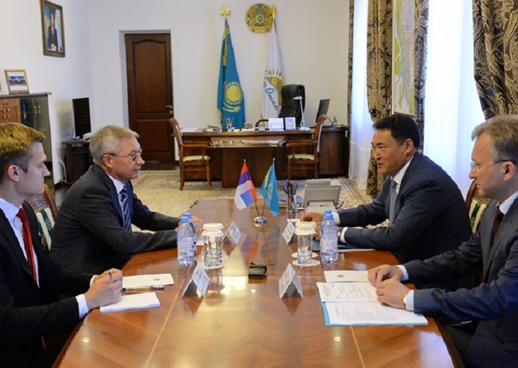 پاۆلودار وبلىسىنىڭ اكىمى رەسەيدىڭ باس كونسۋلىمەن كەزدەستى