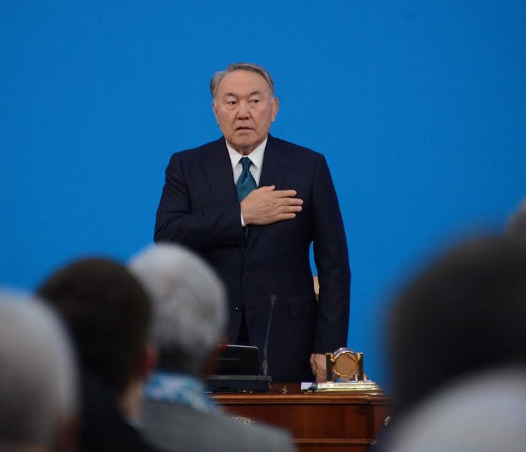 ەلباسى دۇنيەجۇزى قازاقتارى قاۋىمداستىعى تورالقاسىنىڭ توراعاسى بولىپ قايتا سايلاندى