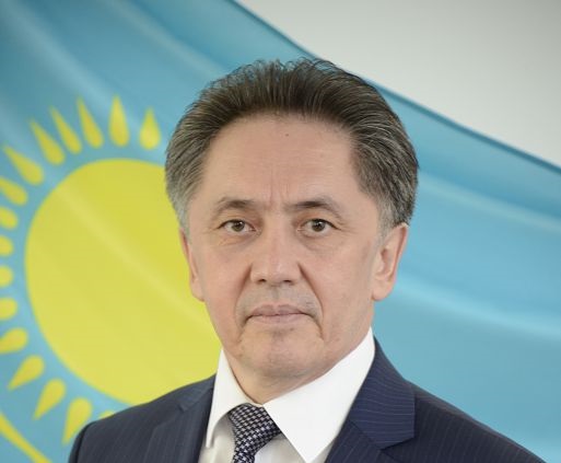 وي-سانانى وياتقان باعدار