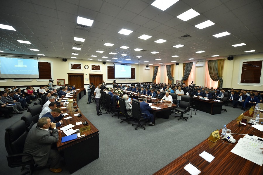 وقو-دا 128 مەكتەپتى روبوتوتەحنيكا كابينەتىمەن جاراقتاندىرۋعا 748 ملن تەڭگە ءبولىندى