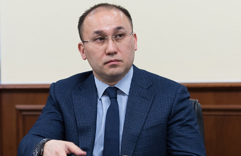 جۋرناليست سۇراعىنا ۋاقىتىلى جاۋاپ بەرمەگەن مەمقىزمەتكەر جۇمىستان بوساتىلۋى مۇمكىن