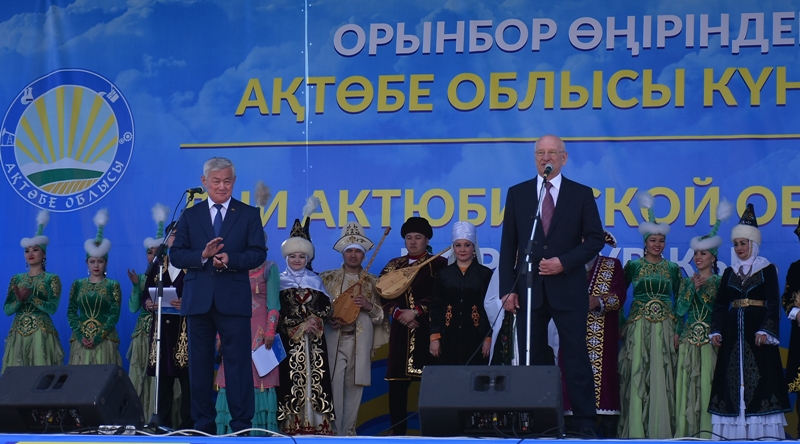 اقتوبەلىكتەر ءانى اسقاقتادى