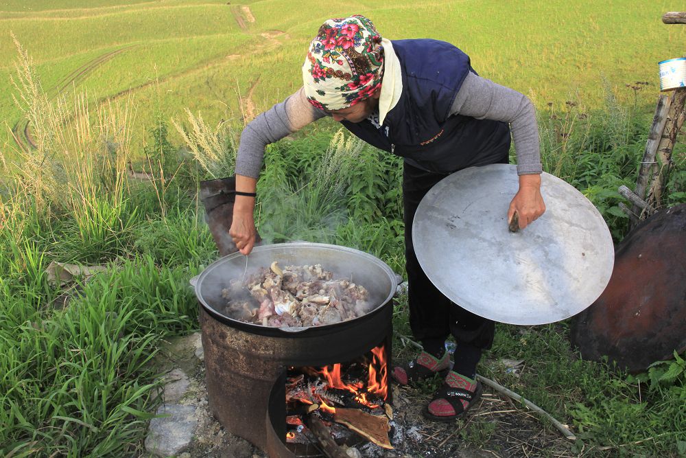 تاس تۇسكەن قازان