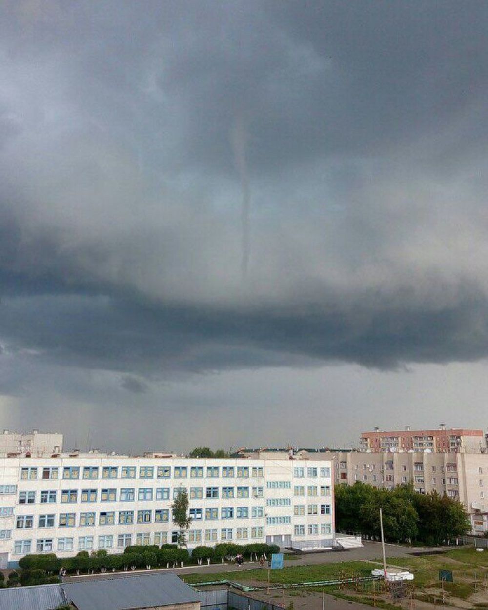 ەلدى ۇرەيلەندىرگەن ەرەكشە جاۋىن