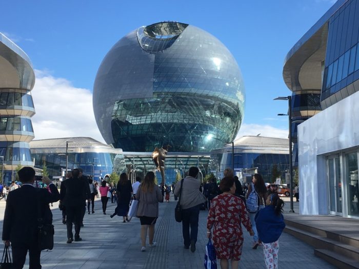 كۇمىساي – 100 مىڭىنشى كورەرمەن