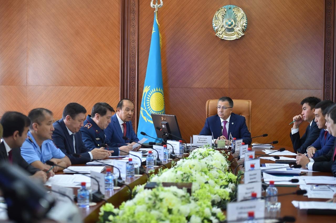 جانسەيىت تۇيمەباەۆ: «قىلمىستى ازايتۋدىڭ ۇتىمدى جولى - جۇمىسسىزدىقتى جويۋ»