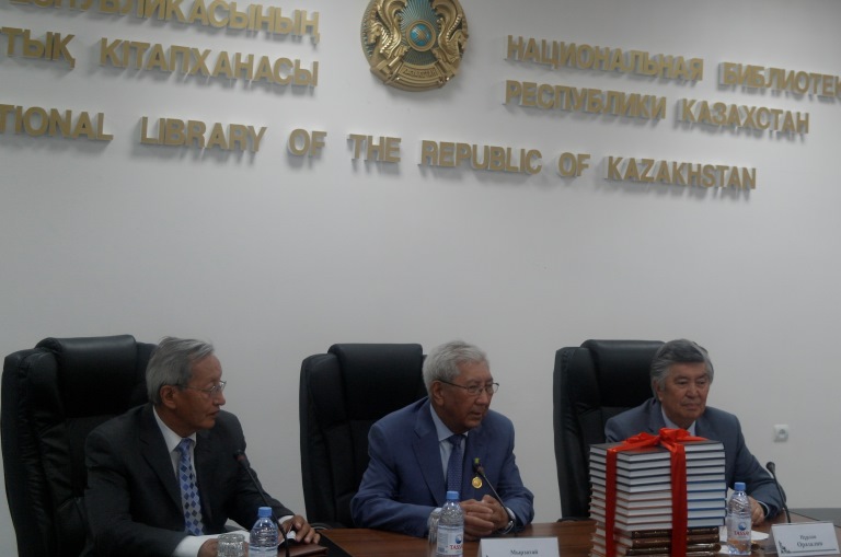 مىرزاتاي جولداسبەكوۆتىڭ ءتورت كىتابى جارىققا شىقتى