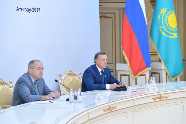 ىنتىماقتاستىق جونىندەگى كوميسسيانىڭ وتىرىسى ءوتتى