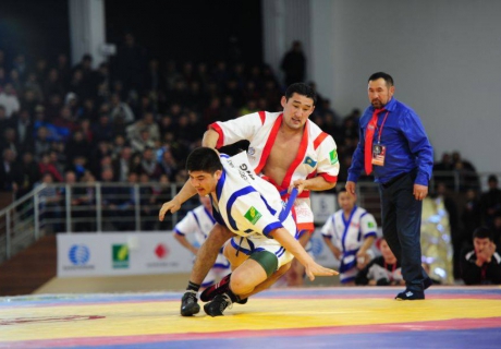 جاس بالۋان بۇرىنعى "قازاقستان بارىسىن" جارىس جولىنان تايدىردى