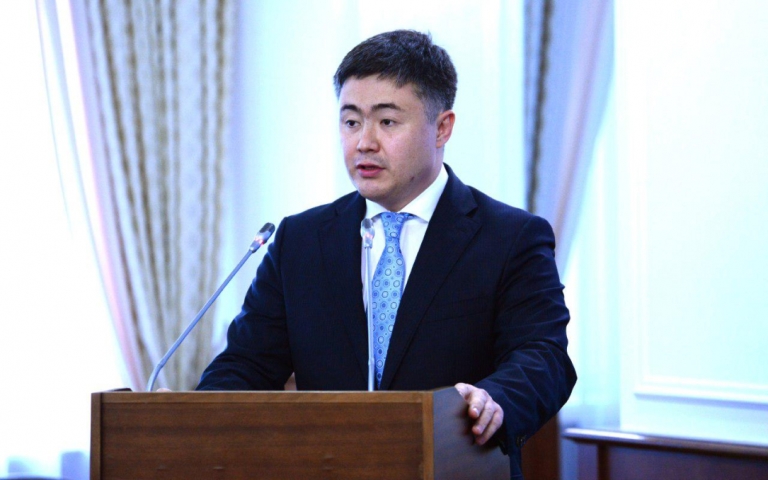 ۇكىمەتتە تۇتىنۋشىلاردىڭ قۇقىقتارىن قورعاۋ ماسەلەلەرى قارالدى