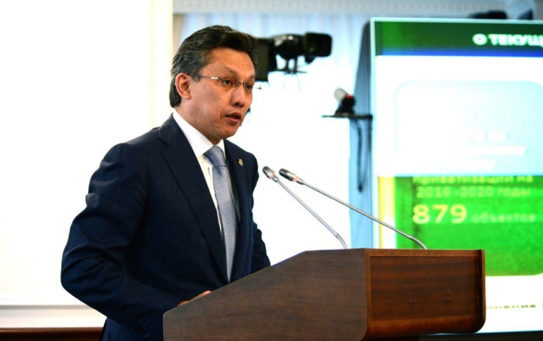 ۇكىمەتتە جەكەشەلەندىرۋدىڭ كەشەندى جوسپارىن ورىنداۋ بارىسى قارالدى