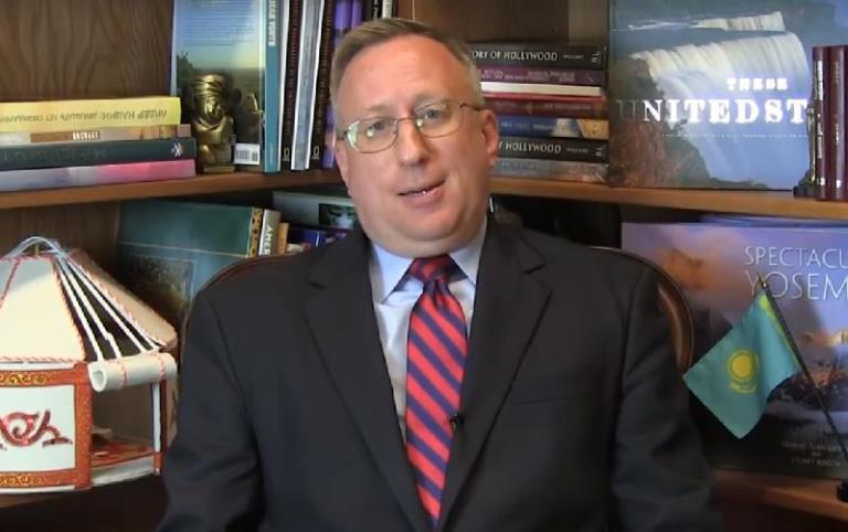 اقش ەلشىسى قازاقستاندىقتاردى استانا كۇنىمەن قۇتتىقتادى (ۆيدەو)